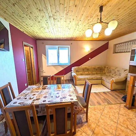 Apartment In 54840